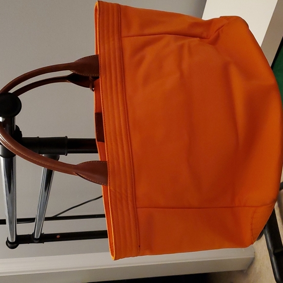 Authentic Dooney & Bourke tote - Picture 4 of 10